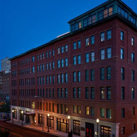 Hotel Savoy Kansas City, Tapestry Collection By Hilton Exterior photo
