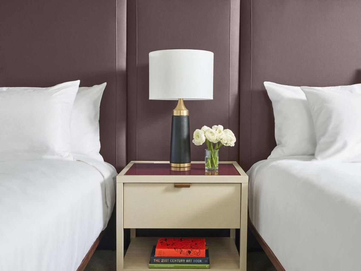 Hotel Savoy Kansas City, Tapestry Collection By Hilton Exterior photo
