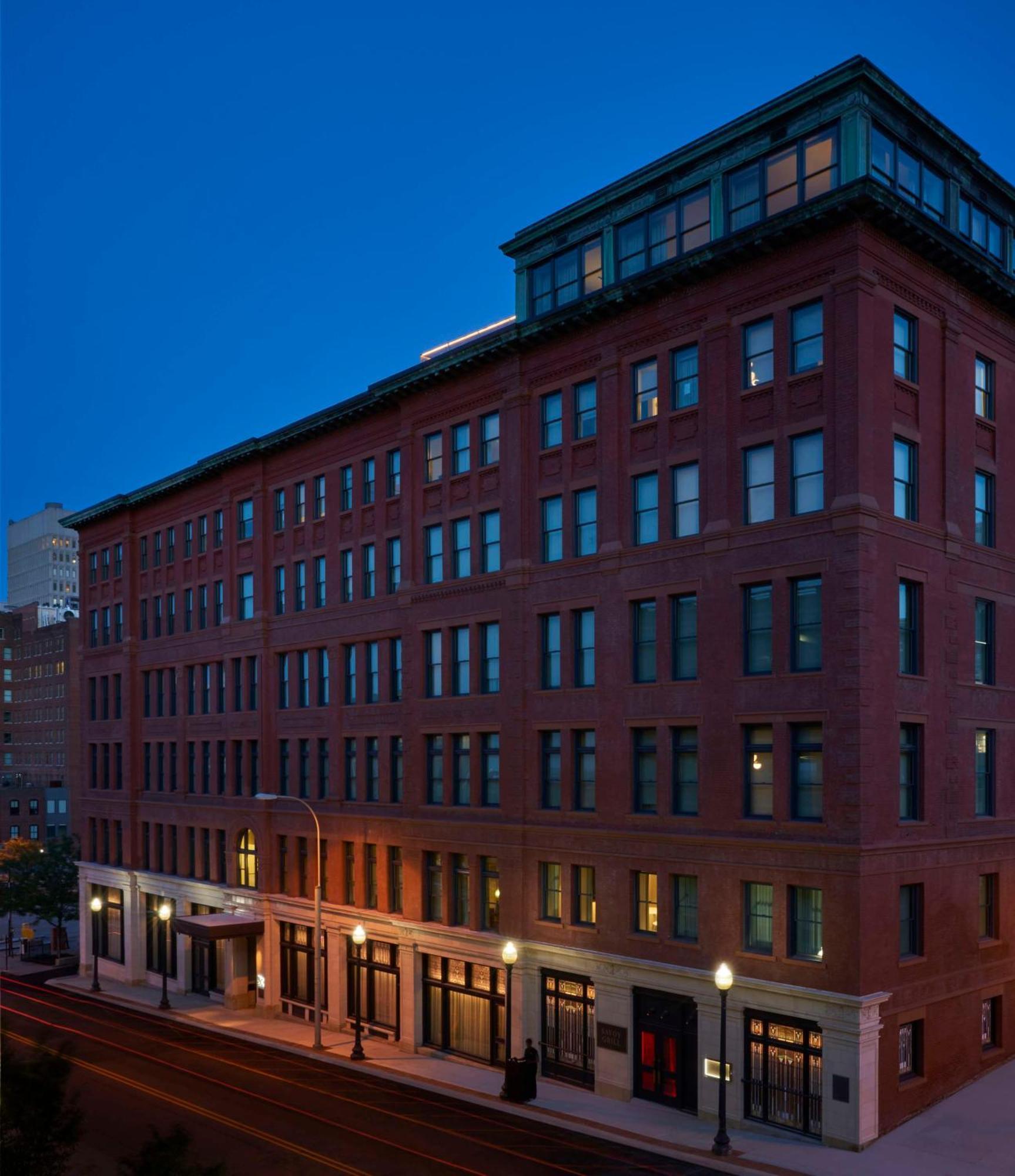 Hotel Savoy Kansas City, Tapestry Collection By Hilton Exterior photo